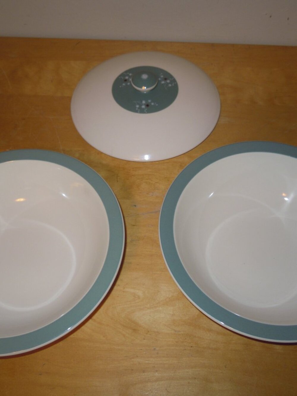 2 Vintage Royal Doulton Tureen Covered Bowl Serving Dish SPINDRIFT~ 1 Lid